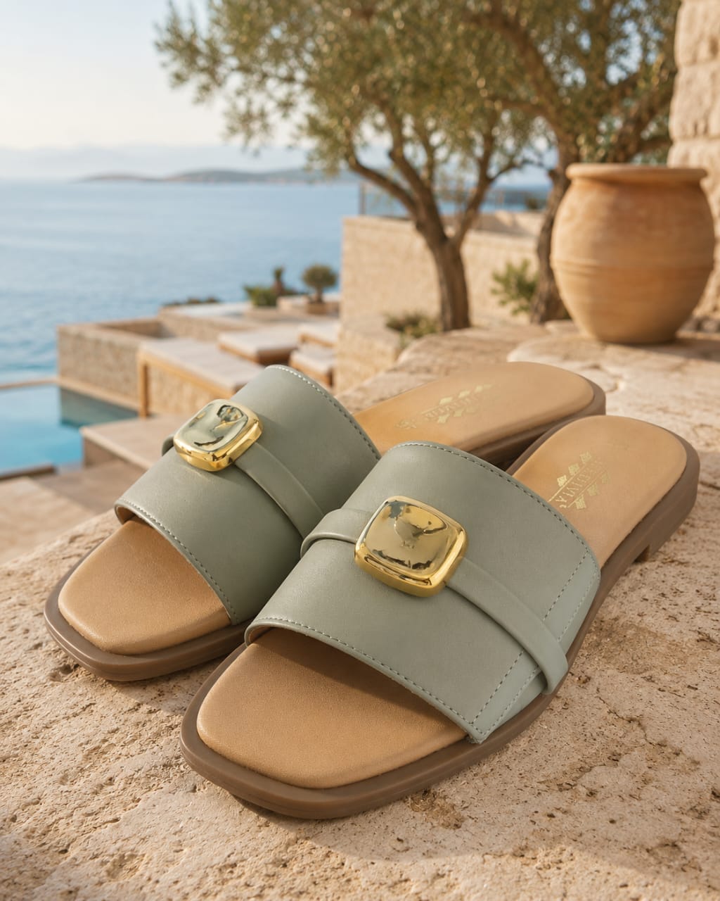 Sandales chic Stile Divita - Modèle Or